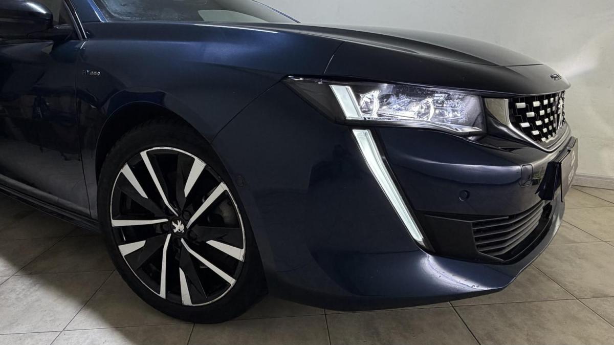 peugeot-508-sw-2021-hibrido-a-gasolina-1598cc