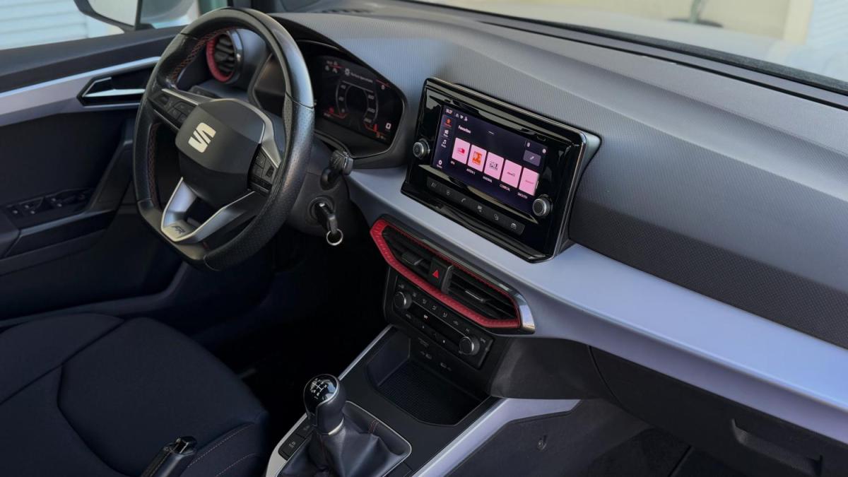 seat-arona-2023-gasolina-999cc
