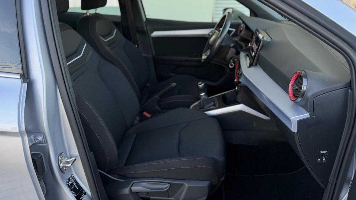 seat-arona-2023-gasolina-999cc