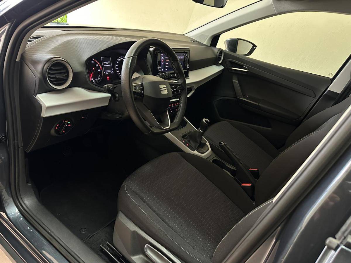 seat-arona-2023-gasolina-999cc