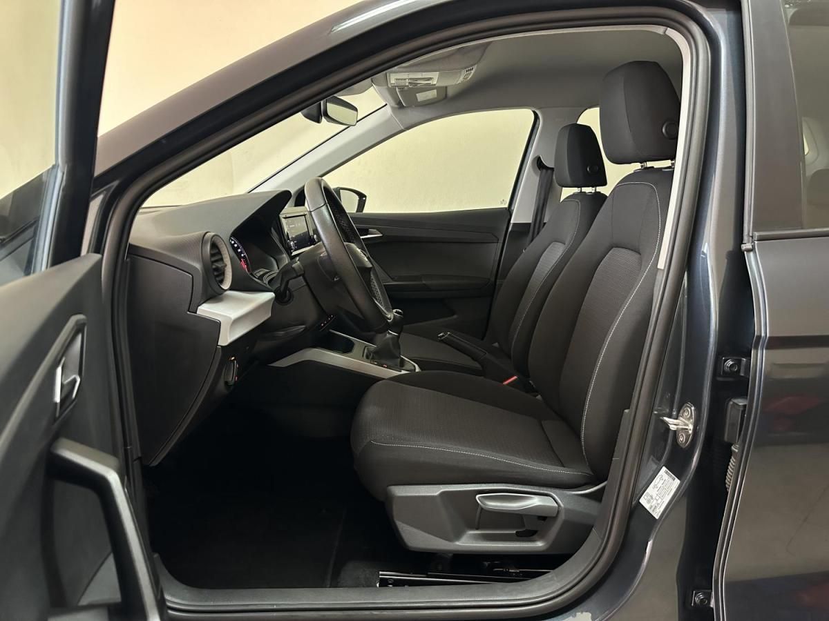 seat-arona-2023-gasolina-999cc
