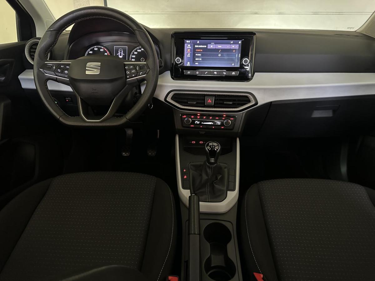 seat-arona-2023-gasolina-999cc