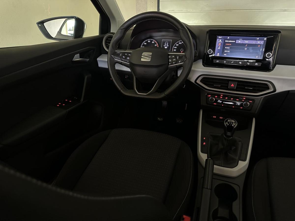 seat-arona-2023-gasolina-999cc