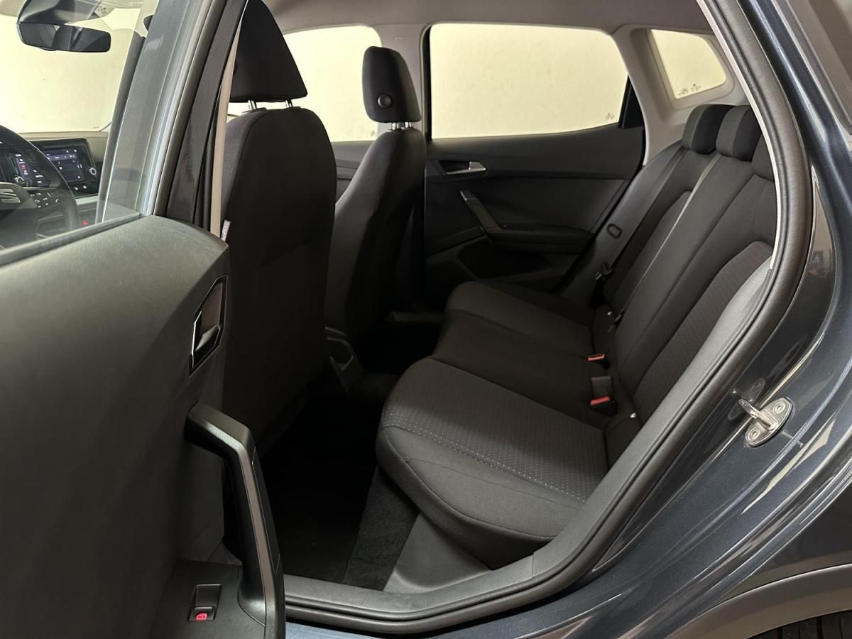 seat-arona-2023-gasolina-999cc