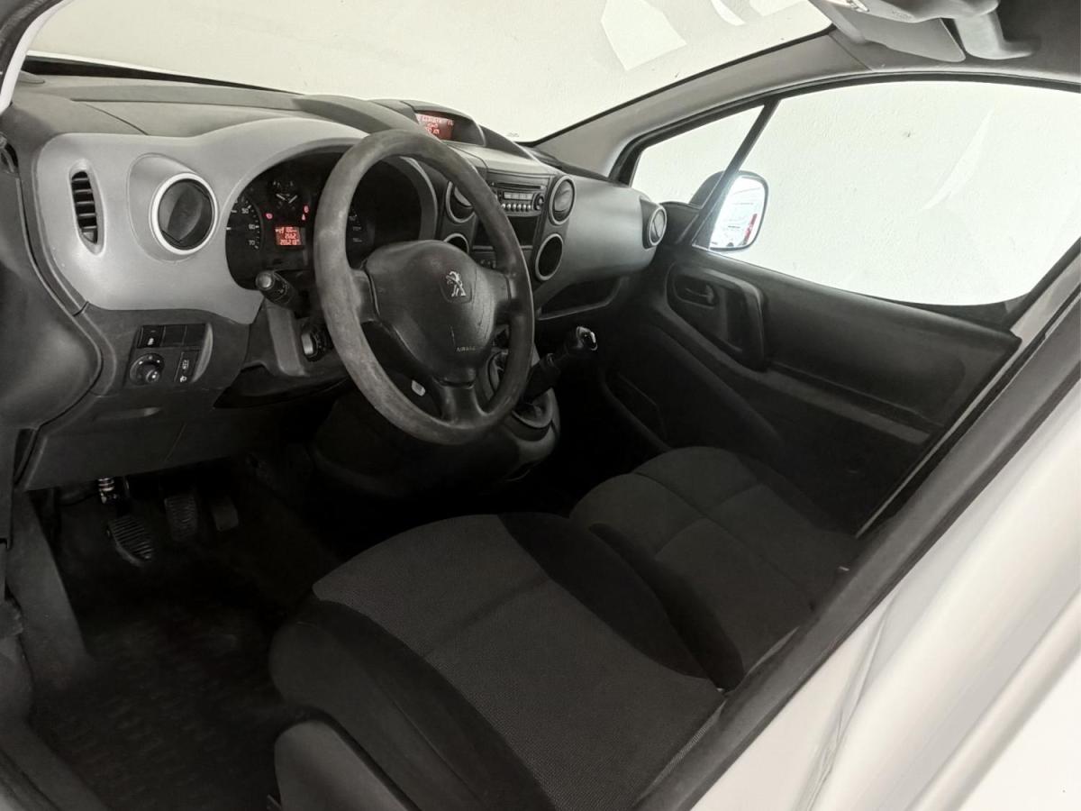 peugeot-partner-2017-diesel-1560cc