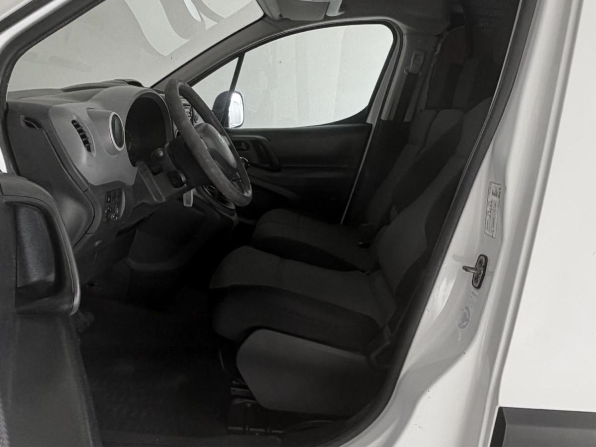 peugeot-partner-2017-diesel-1560cc