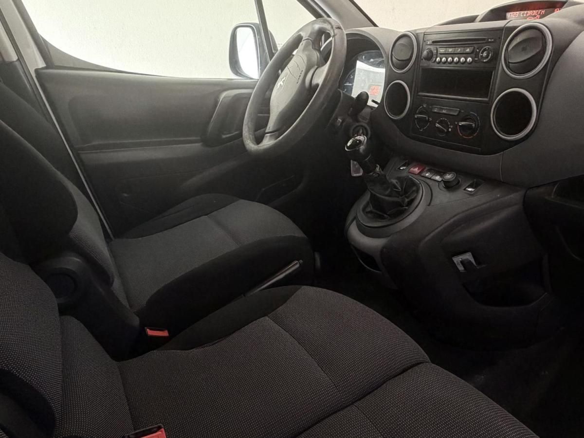peugeot-partner-2017-diesel-1560cc