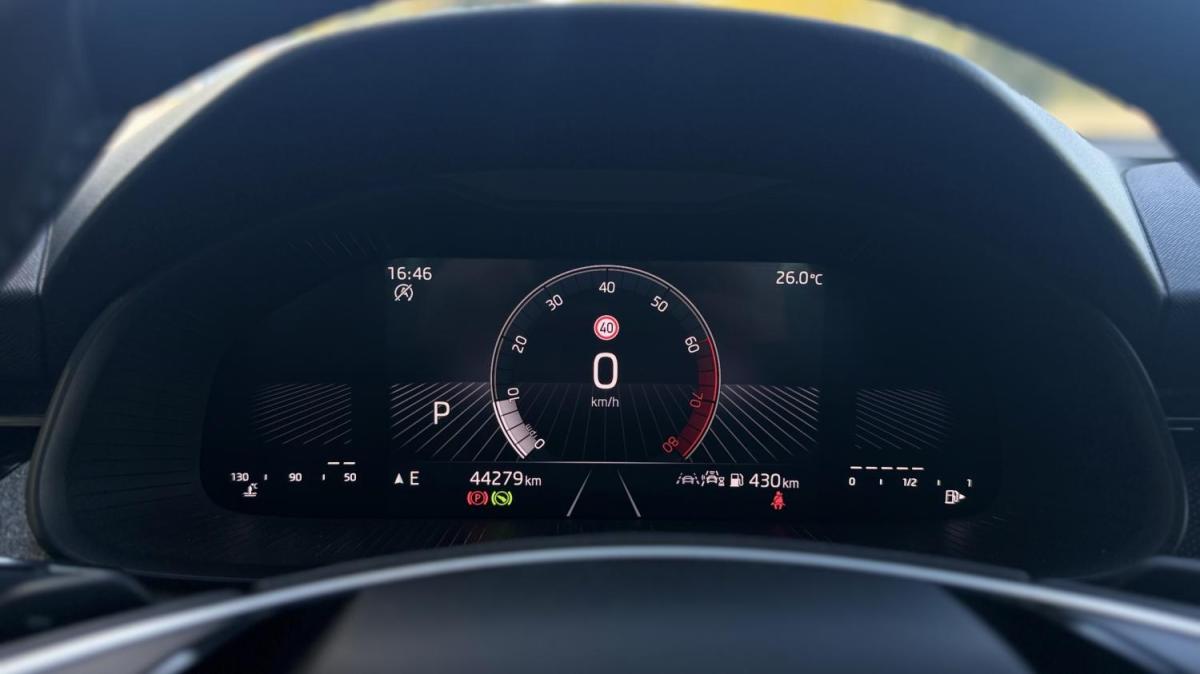 skoda-scala-2025-gasolina-999cc