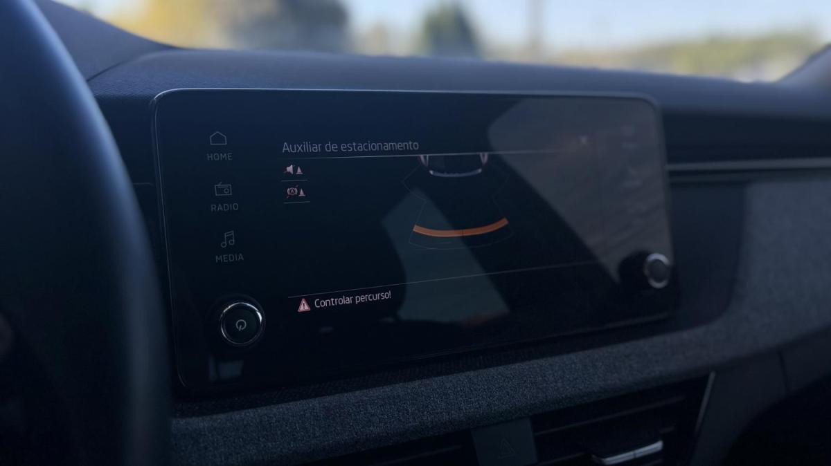 skoda-scala-2025-gasolina-999cc