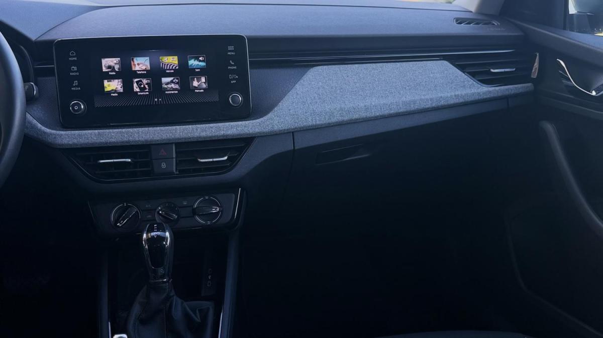 skoda-scala-2025-gasolina-999cc