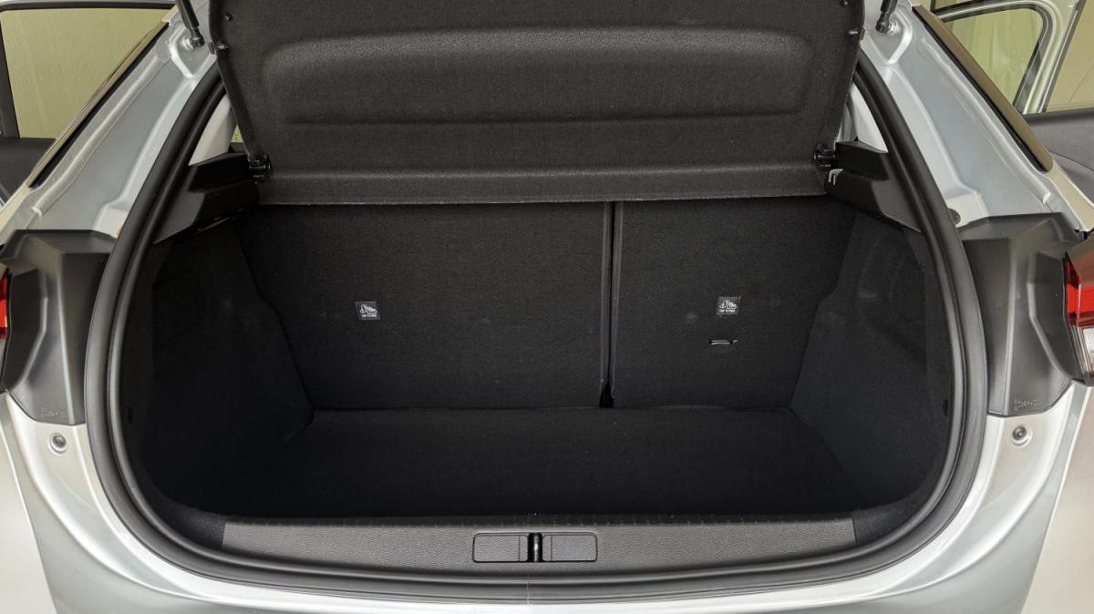 opel-corsa-2023-gasolina-1199cc