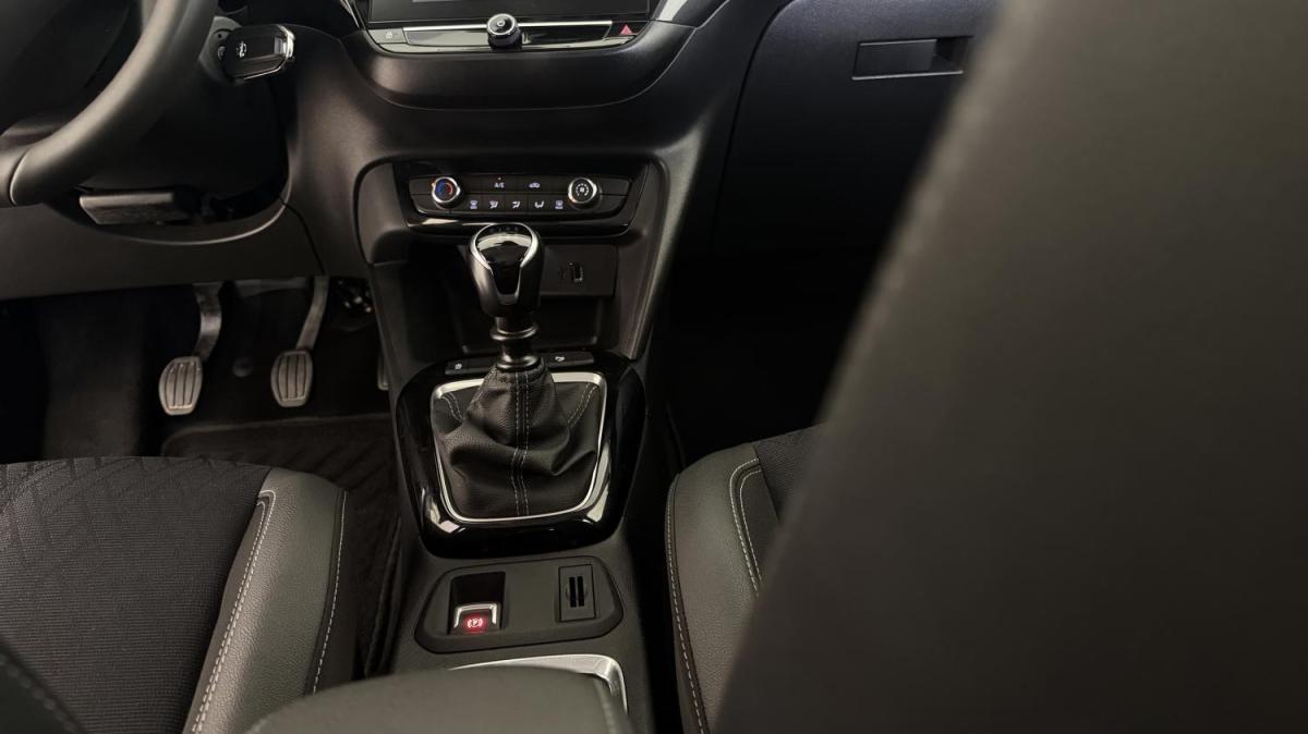 opel-corsa-2023-gasolina-1199cc