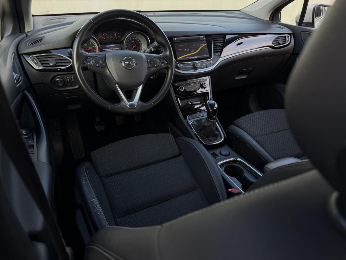opel-astra-sport-tourer-2019-gasolina-999cc
