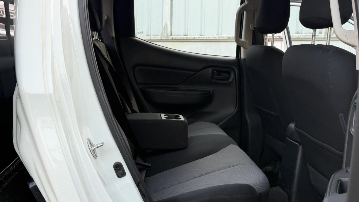 mitsubishi-l200-2022-diesel-2268cc