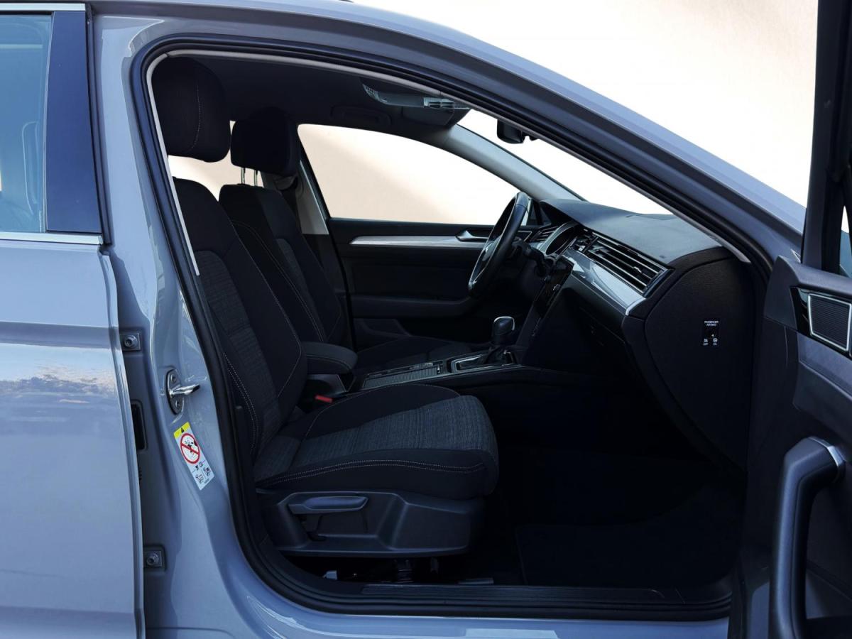volkswagen-passat-variant-2022-diesel-1968cc