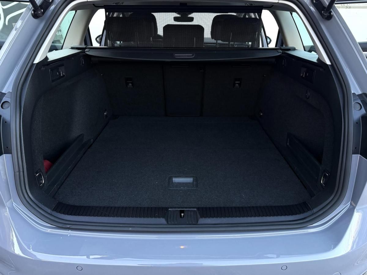 volkswagen-passat-variant-2022-diesel-1968cc