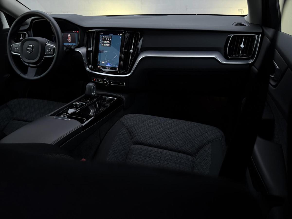 volvo-v60-2023-hibrido-a-gasolina-1969cc