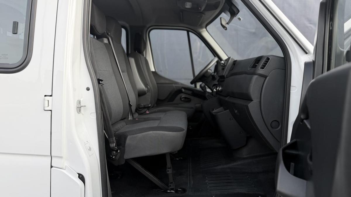renault-master-2021-diesel-2298cc