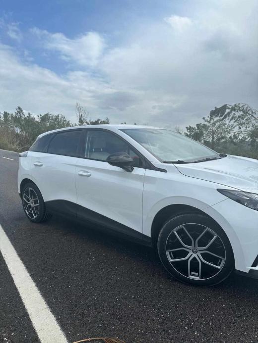 mg-mg4-64-kwh-long-range-2024-eletrico