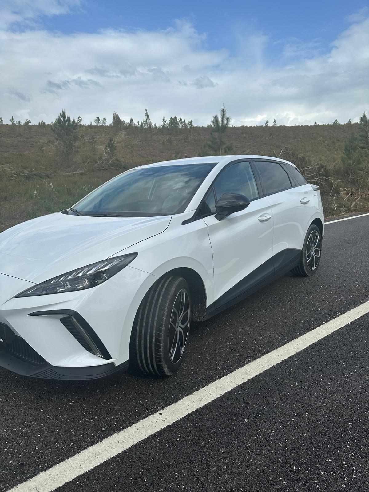 mg-mg4-64-kwh-long-range-2024-eletrico