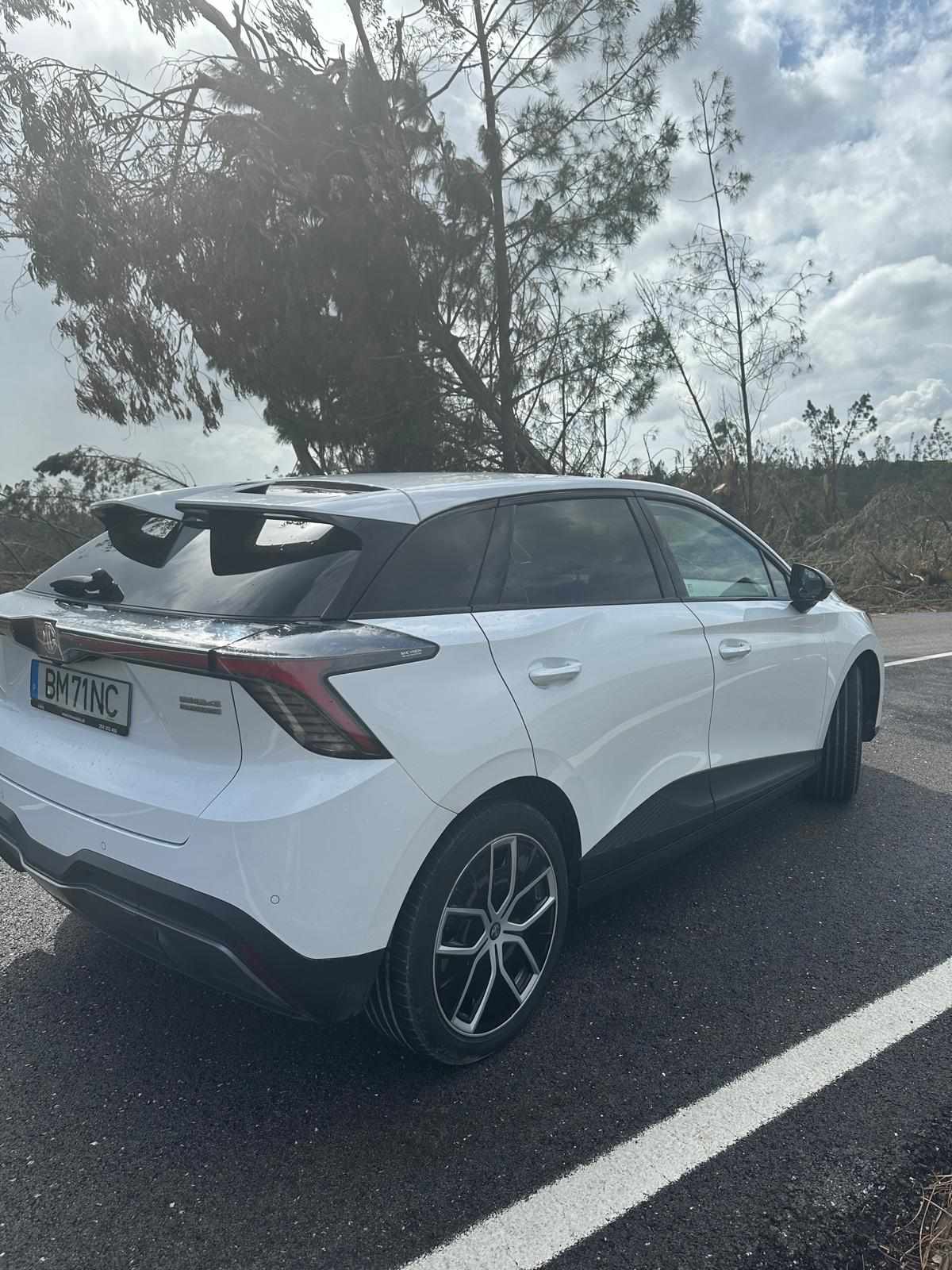 mg-mg4-64-kwh-long-range-2024-eletrico