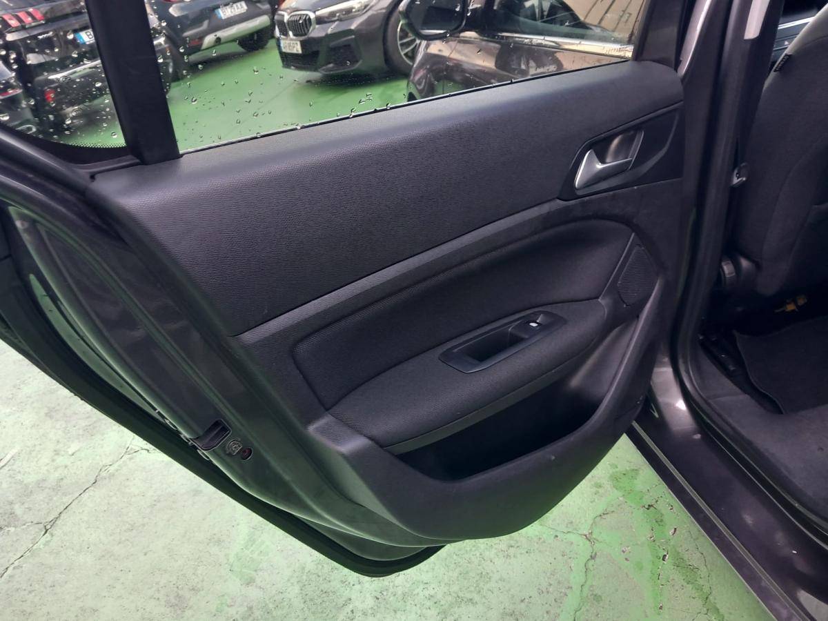 peugeot-308-2019-gasolina-1199cc