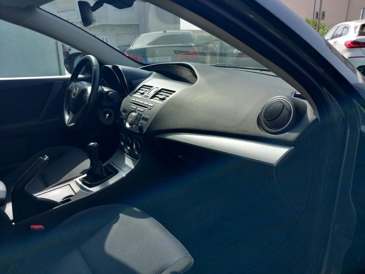 mazda-3-2012-diesel-1560cc