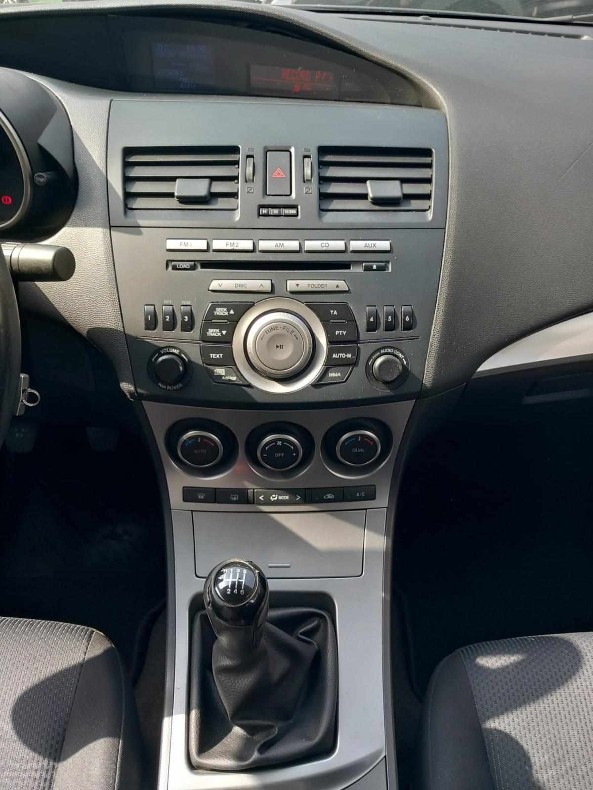 mazda-3-2012-diesel-1560cc