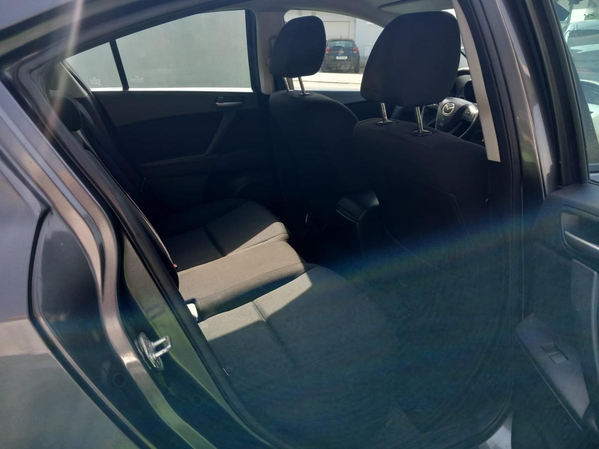 mazda-3-2012-diesel-1560cc