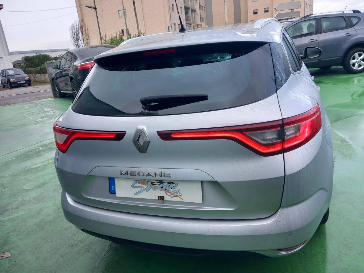 renault-megane-sport-tourer-2020-diesel-1461cc