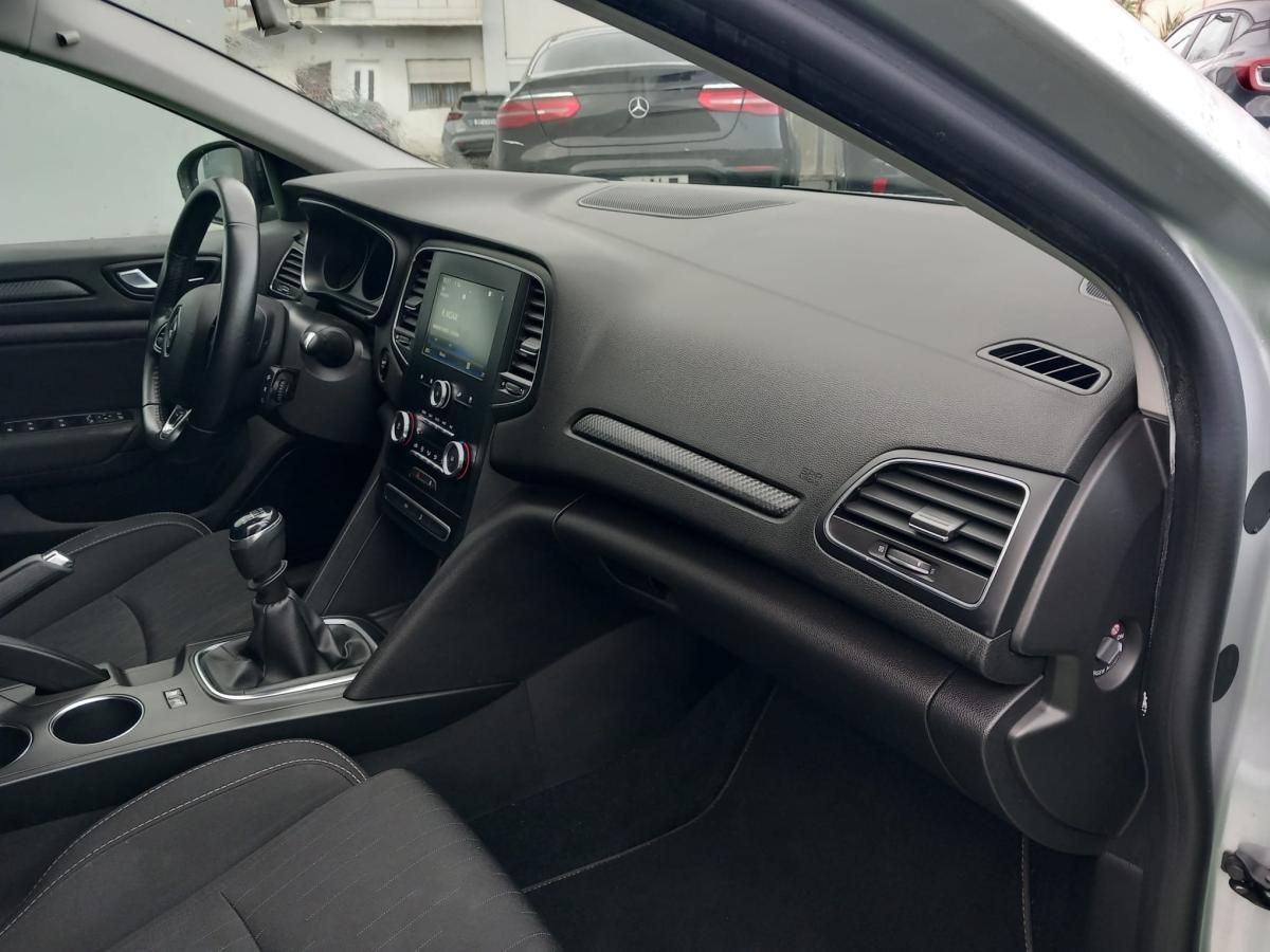 renault-megane-sport-tourer-2020-diesel-1461cc