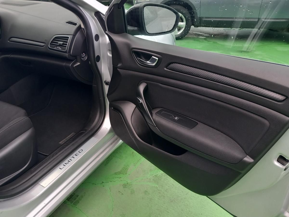 renault-megane-sport-tourer-2020-diesel-1461cc