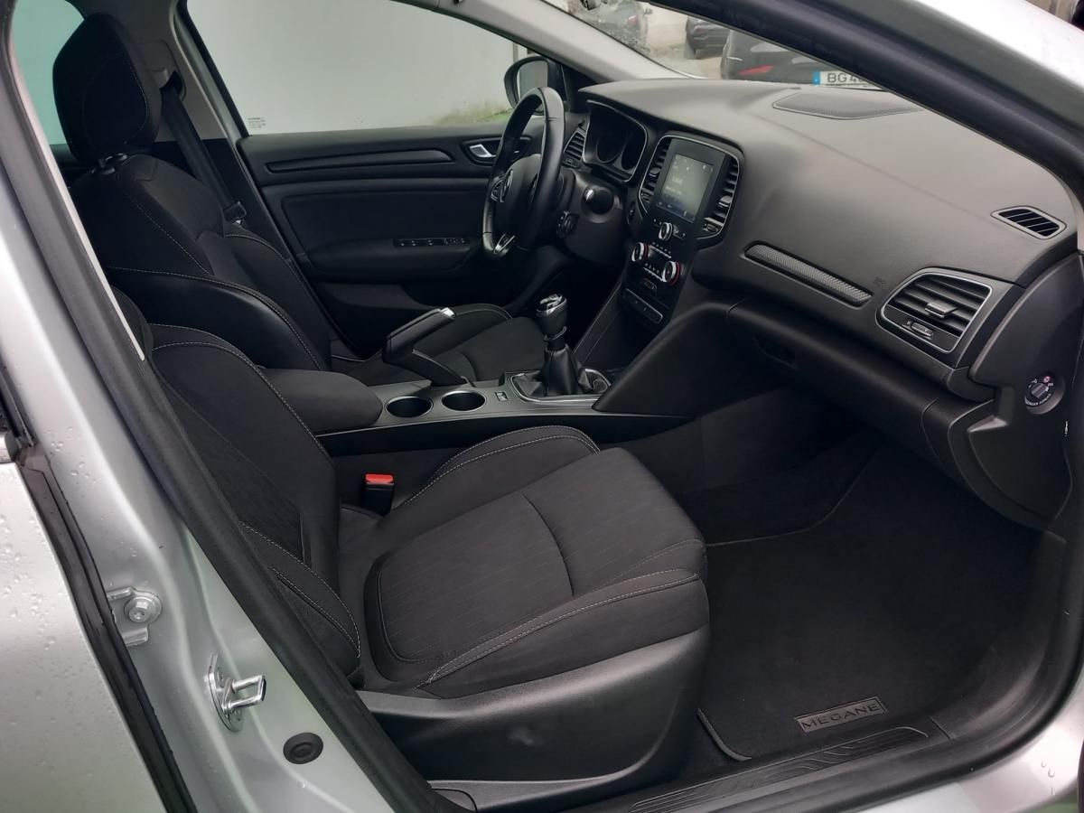 renault-megane-sport-tourer-2020-diesel-1461cc