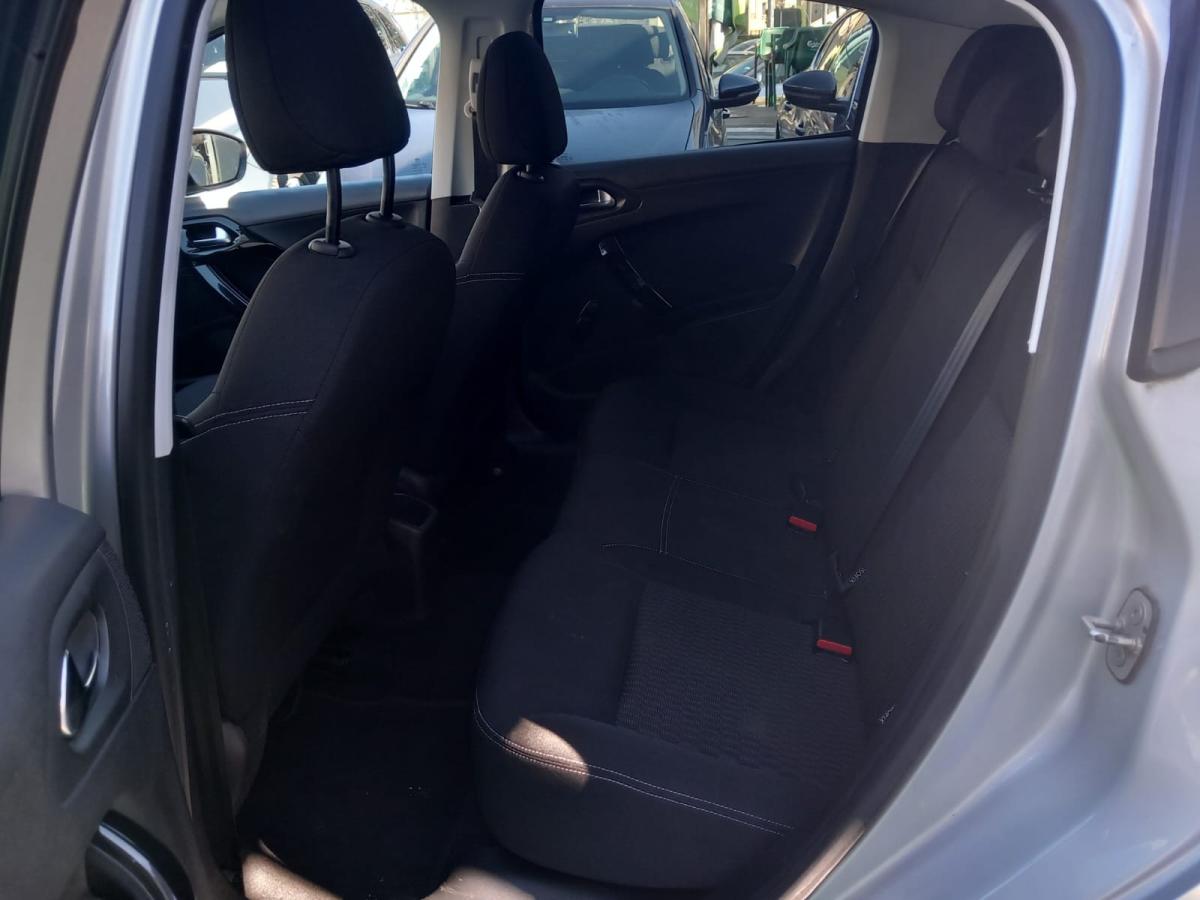 peugeot-208-2018-diesel-1560cc