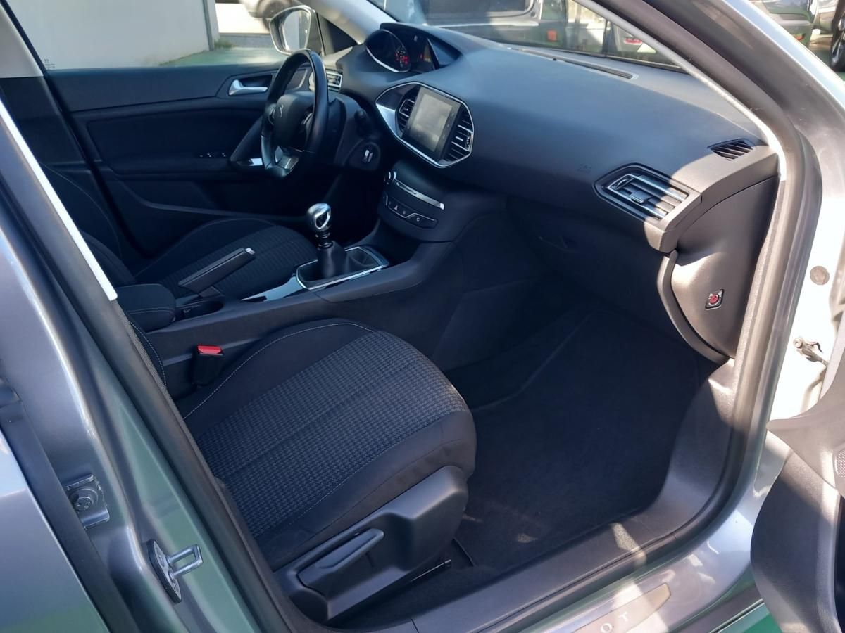 peugeot-308-sw-2017-diesel-1560cc