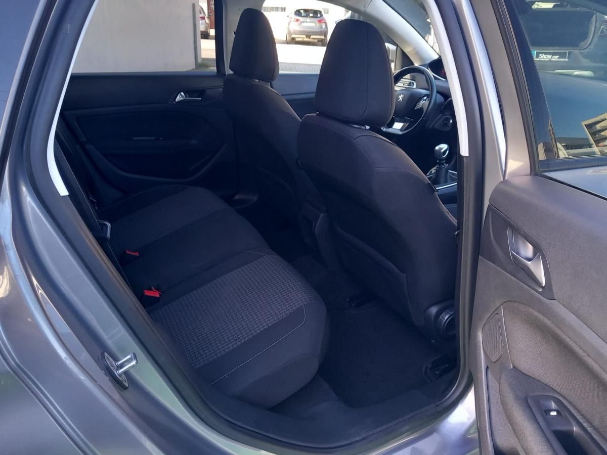 peugeot-308-sw-2017-diesel-1560cc