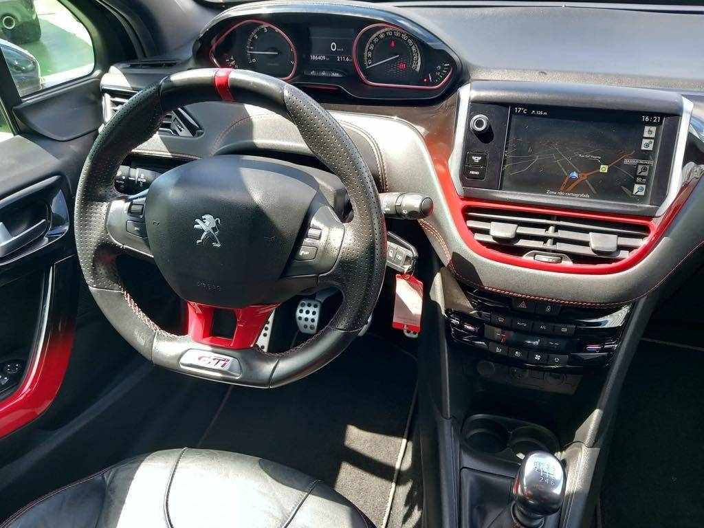 peugeot-208-2013-gasolina-1598cc