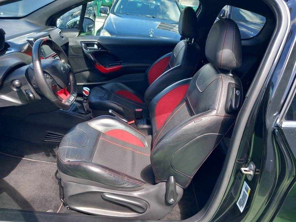 peugeot-208-2013-gasolina-1598cc