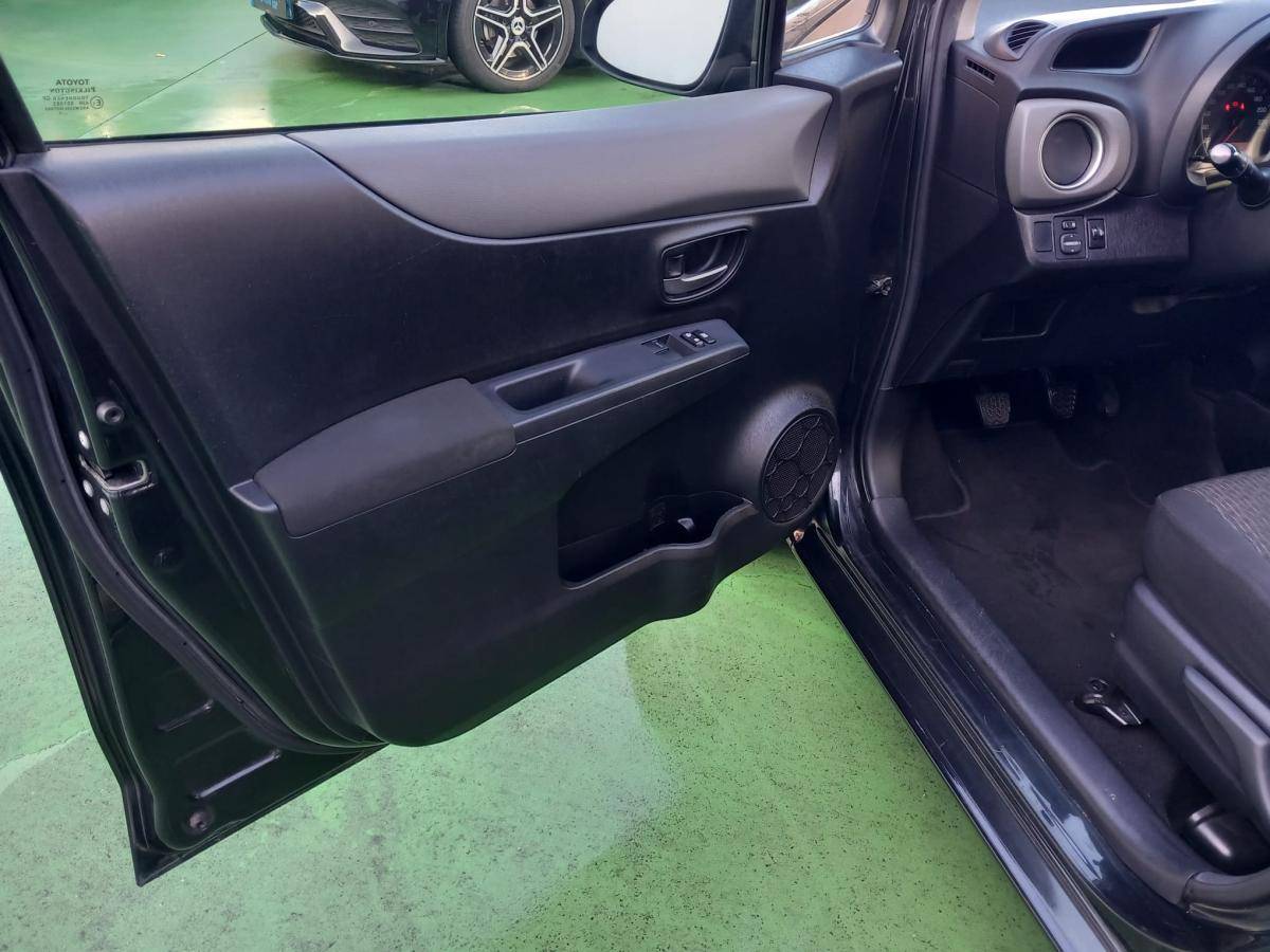 toyota-yaris-2014-gasolina-998cc