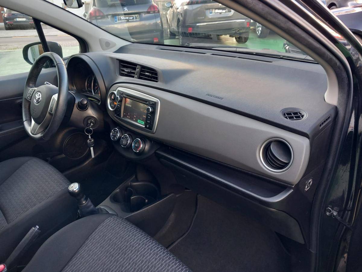 toyota-yaris-2014-gasolina-998cc