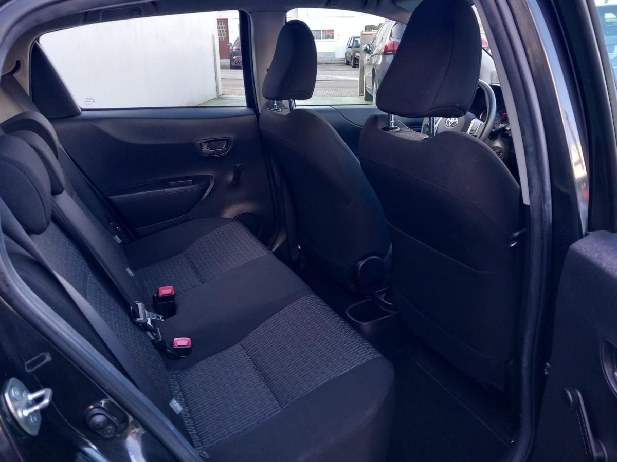 toyota-yaris-2014-gasolina-998cc