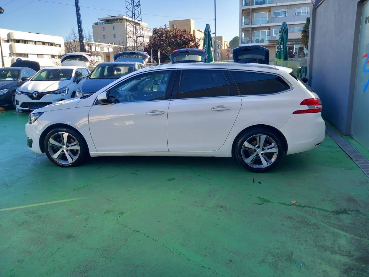 peugeot-308-sw-2014-diesel-1997cc