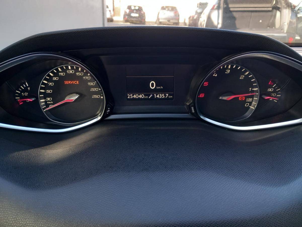 peugeot-308-sw-2014-diesel-1997cc