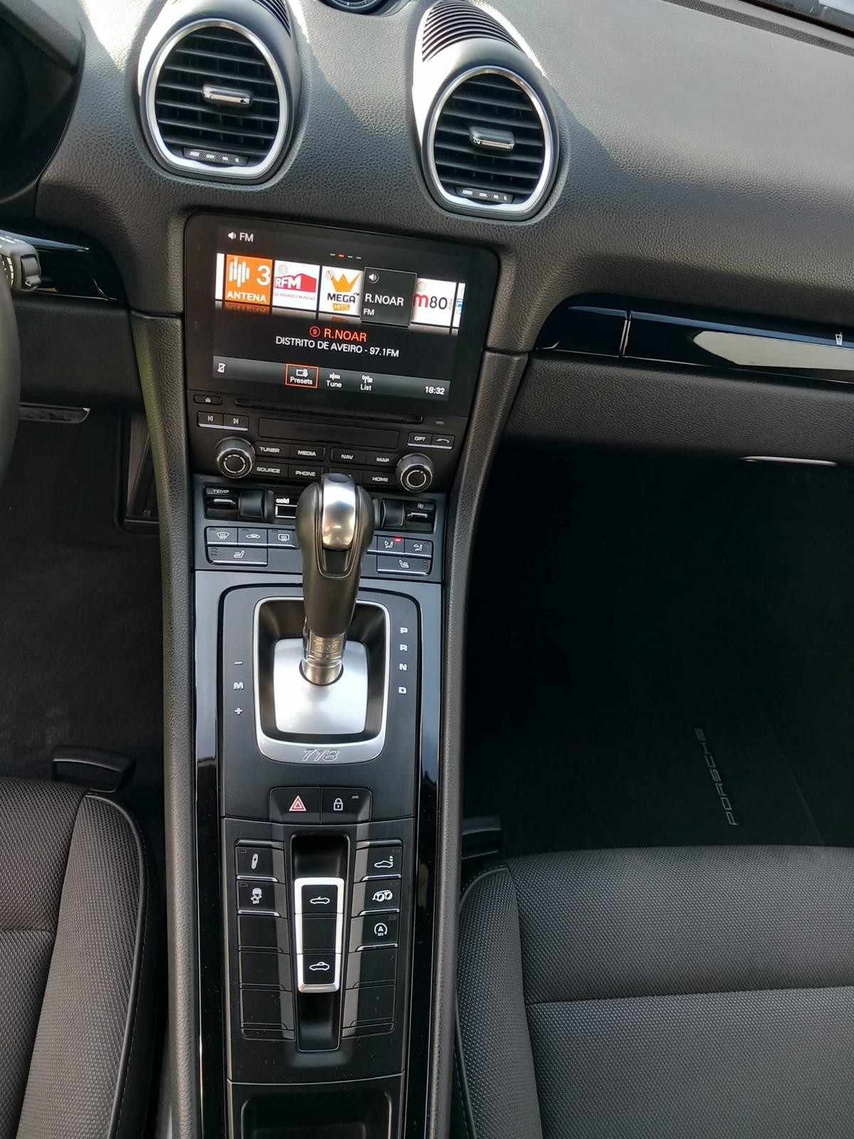 porsche-718-2021-gasolina-1988cc