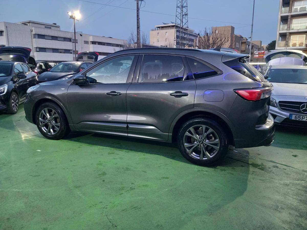 ford-kuga-2022-diesel-1499cc