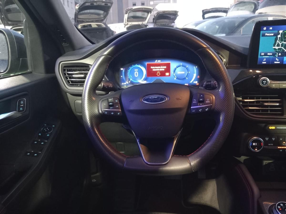 ford-kuga-2022-diesel-1499cc