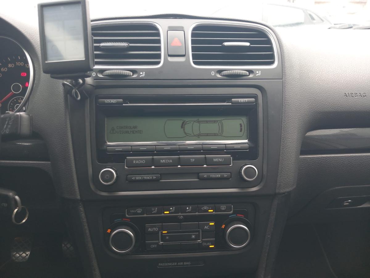 volkswagen-golf-variant-2011-diesel-1598cc