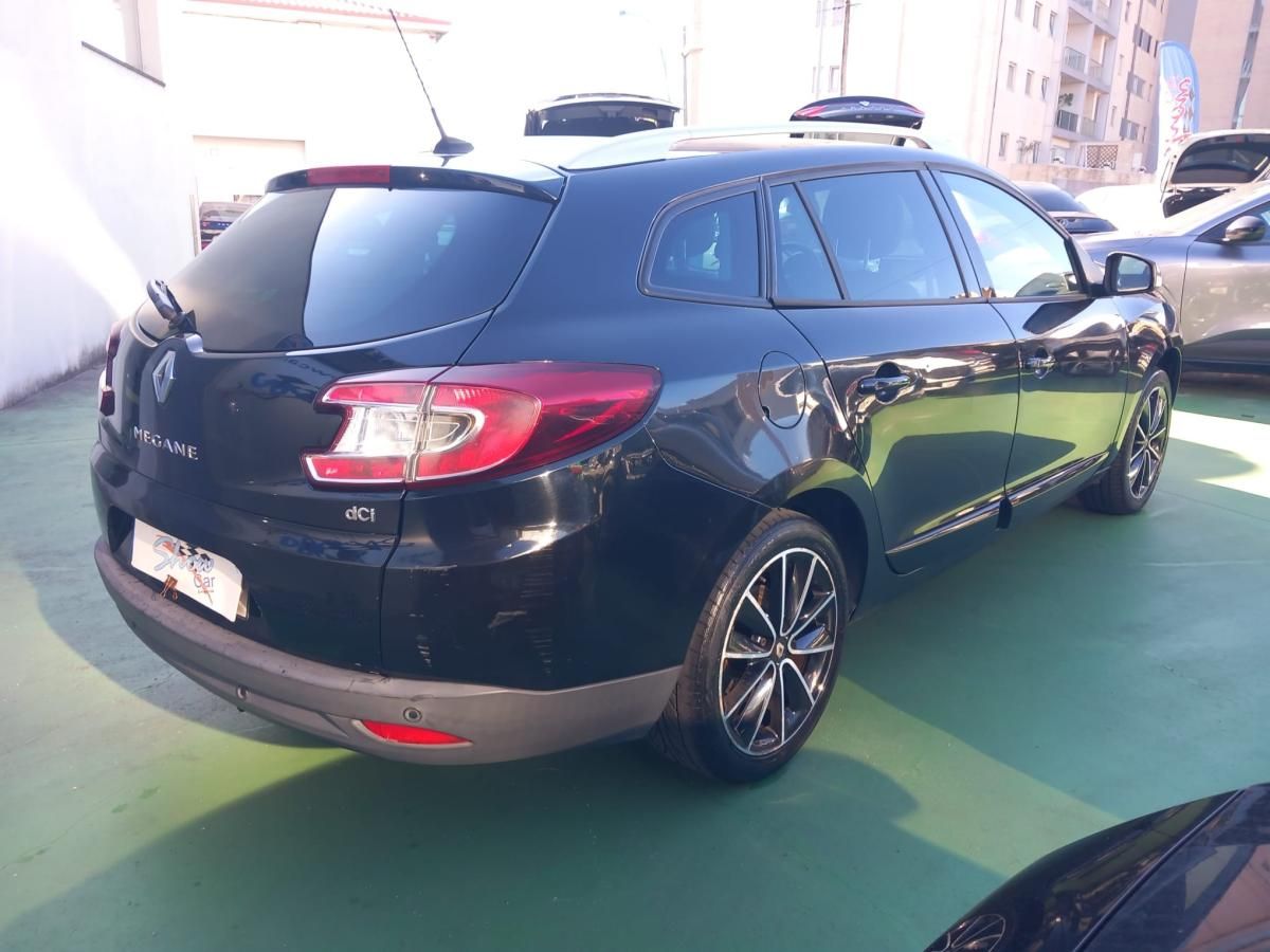 renault-megane-sport-tourer-2013-diesel-1461cc