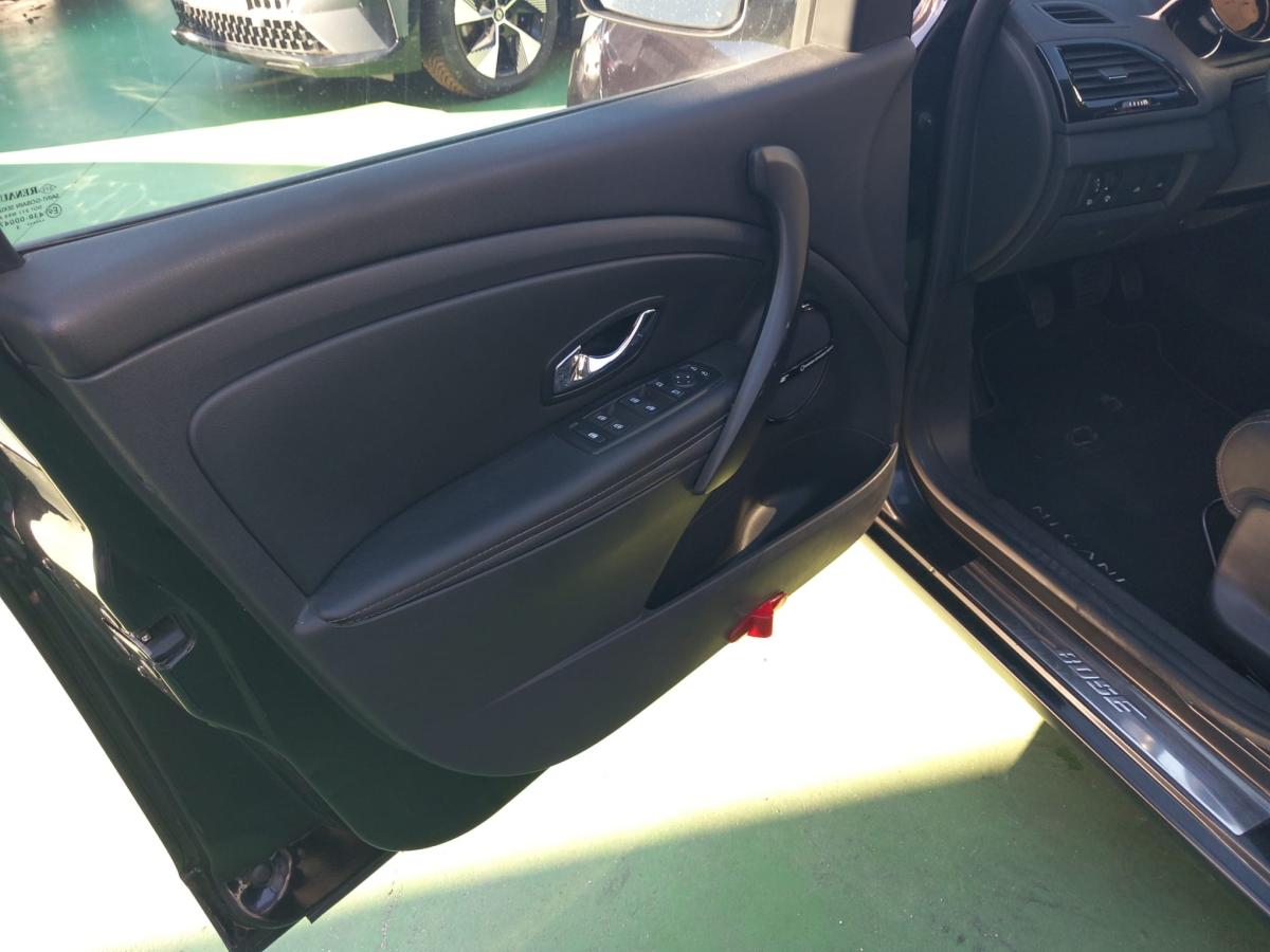 renault-megane-sport-tourer-2013-diesel-1461cc