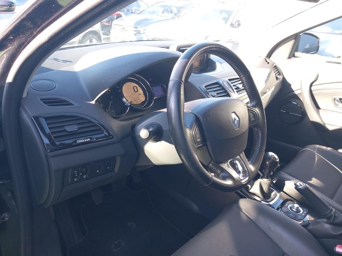 renault-megane-sport-tourer-2013-diesel-1461cc